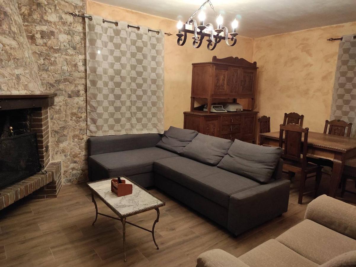 Casa Rural La Vizana Alija del Infantado Bagian luar foto